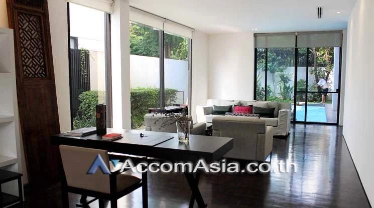 picture 🔼🔽 AccomA 📩 Pet friendly,Private Swimming Pool 4 BR House in Khlong Tan Nuea (109501) - 1/12