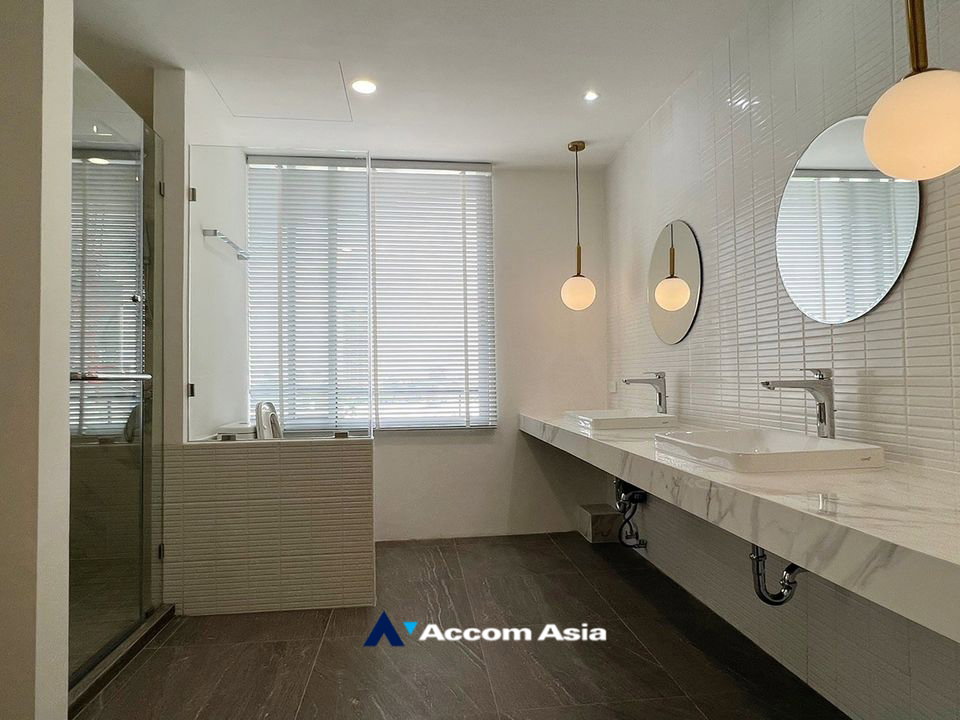picture 🔼🔽 AccomA 📩 3 BR Condominium @ICON I (AA35122) - 12/17