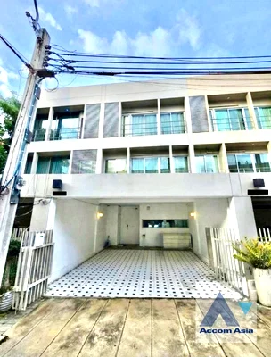 เช่าทาวน์โฮม กรุงเทพมหานคร : 🔼🔽 AccomA 📩  3 BR Townhouse @Noble Cube (AA45134)