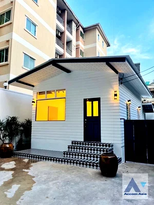 Houses for rent Chulalongkorn University : 🔼🔽 AccomA 📩 Home Office 1 BR House in Yan Nawa (AA42649)