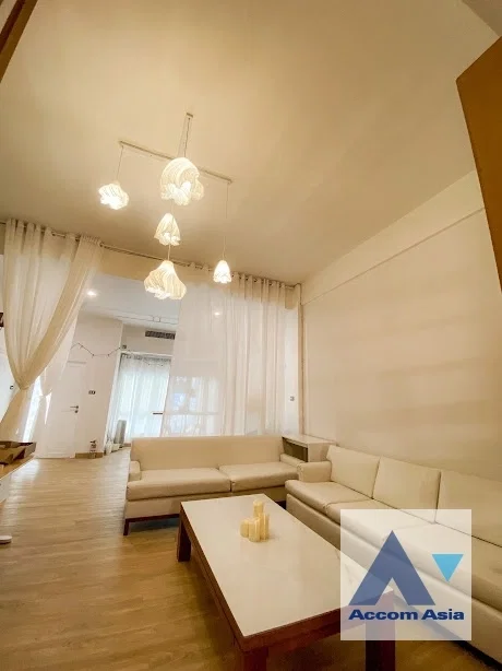 รูป 🔼🔽 AccomA 📩 Pet friendly 4 BR Townhouse in Phra Khanong Nuea (AA25149) - รูปที่ 1/7