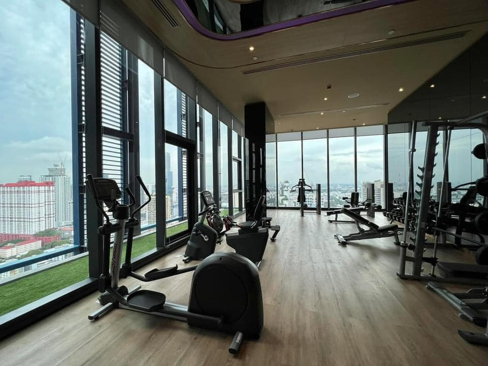 รูป อพาร์ทเมนต์ 1 ห้องนอน สว่างสดใส มีหน้าต่างบานใหญ่ วิวเมือง เพียง 38,000 บาท/เดือน ✨ รวมค่าไฟฟ้า 5,000 บาท และค่าทำความสะอาดรายเดือน - รูปที่ 12/18