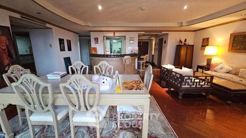 คอนโด 3-ห้องนอน ที่ สมคิด การ์เด้น คอนโดมิเนียม ใกล้ BTS ชิดลม (ID 2542059)