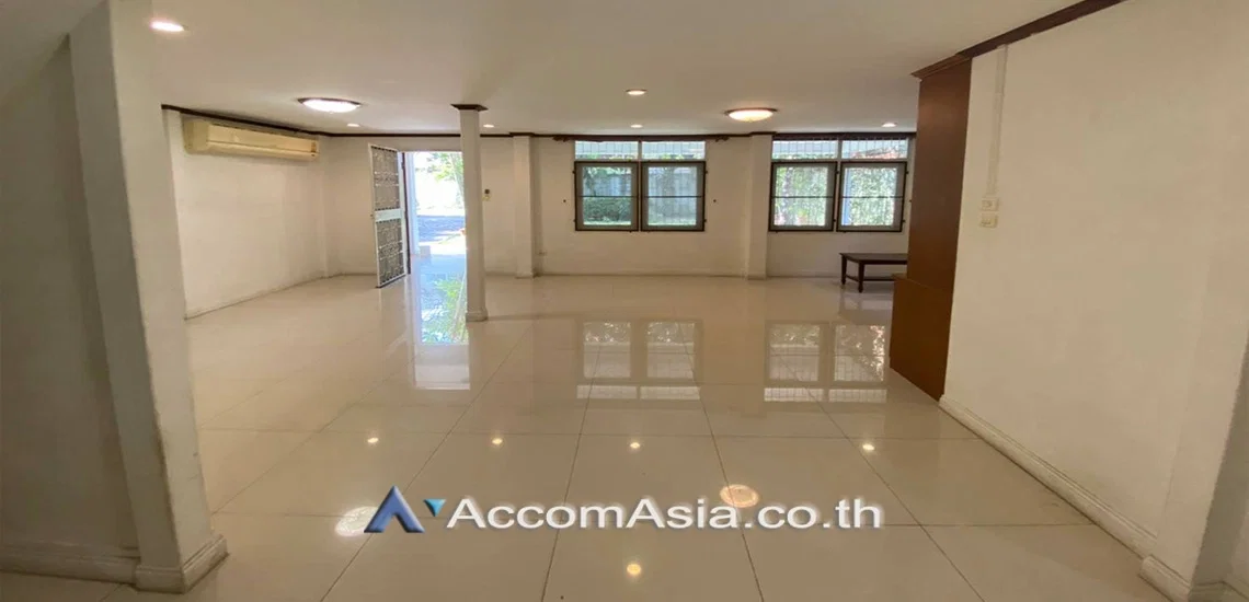 picture 🔼🔽 AccomA 📩 Pet friendly,Garden 3 BR House in Klong Tan (AA25488) - 9/19