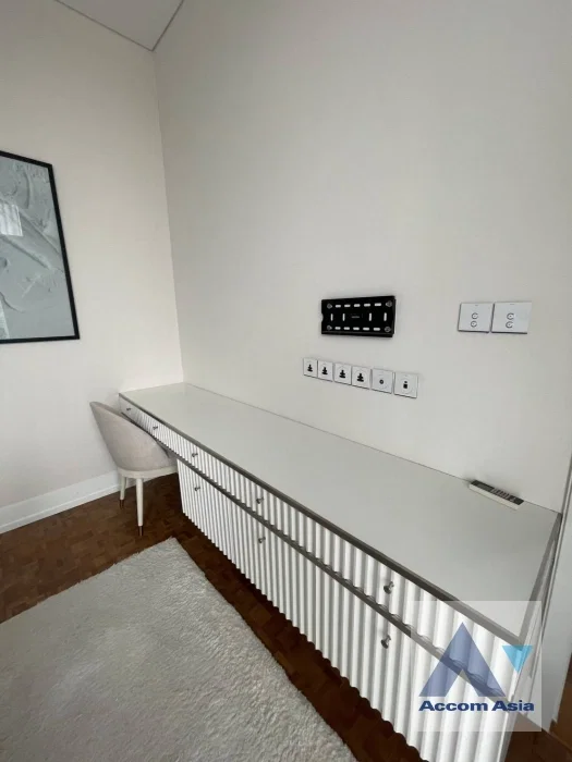 รูป 🔼🔽 AccomA 📩 Fully Furnished,Super Luxury 2 BR Condominium @The Ritz Carlton Residences (AA45262) - รูปที่ 11/16