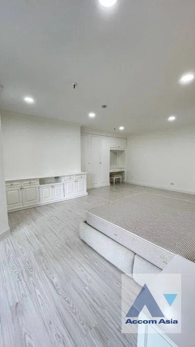 รูป 🔼🔽 AccomA 📩  3 BR Condominium @Fifty Fifth Tower (AA41864) - รูปที่ 9/14