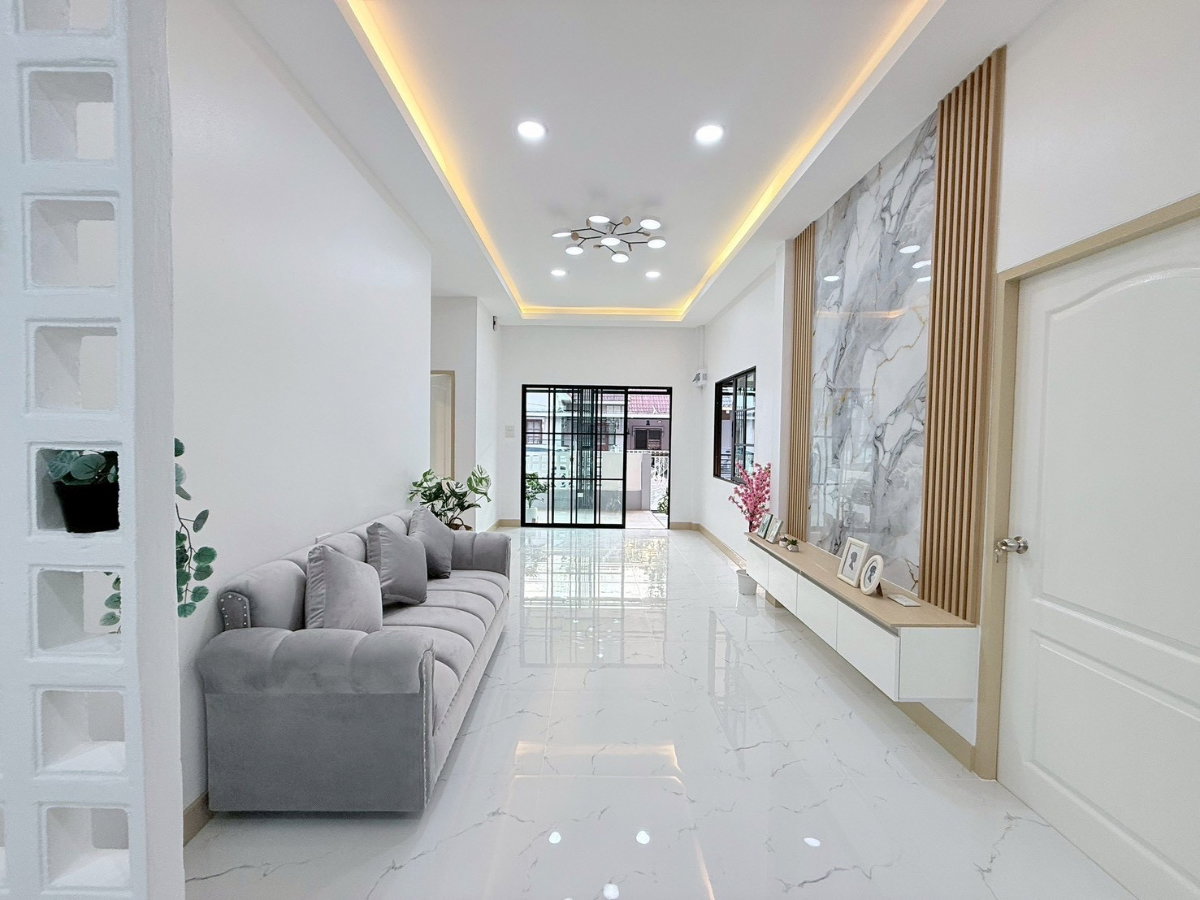 รูป ขายบ้านรีโนเวท 🏡 หมู่บ้านนันทวัน 4 (เลียบวารี 53) 👉 เนื้อที่ 27.6 ตร.ว. 🔧รีโนเวทใหม่ทั้งหลัง พร้อมเข้าอยู่ 🌟ราคาเพียง 2.3 ล้านบาท - รูปที่ 4/18