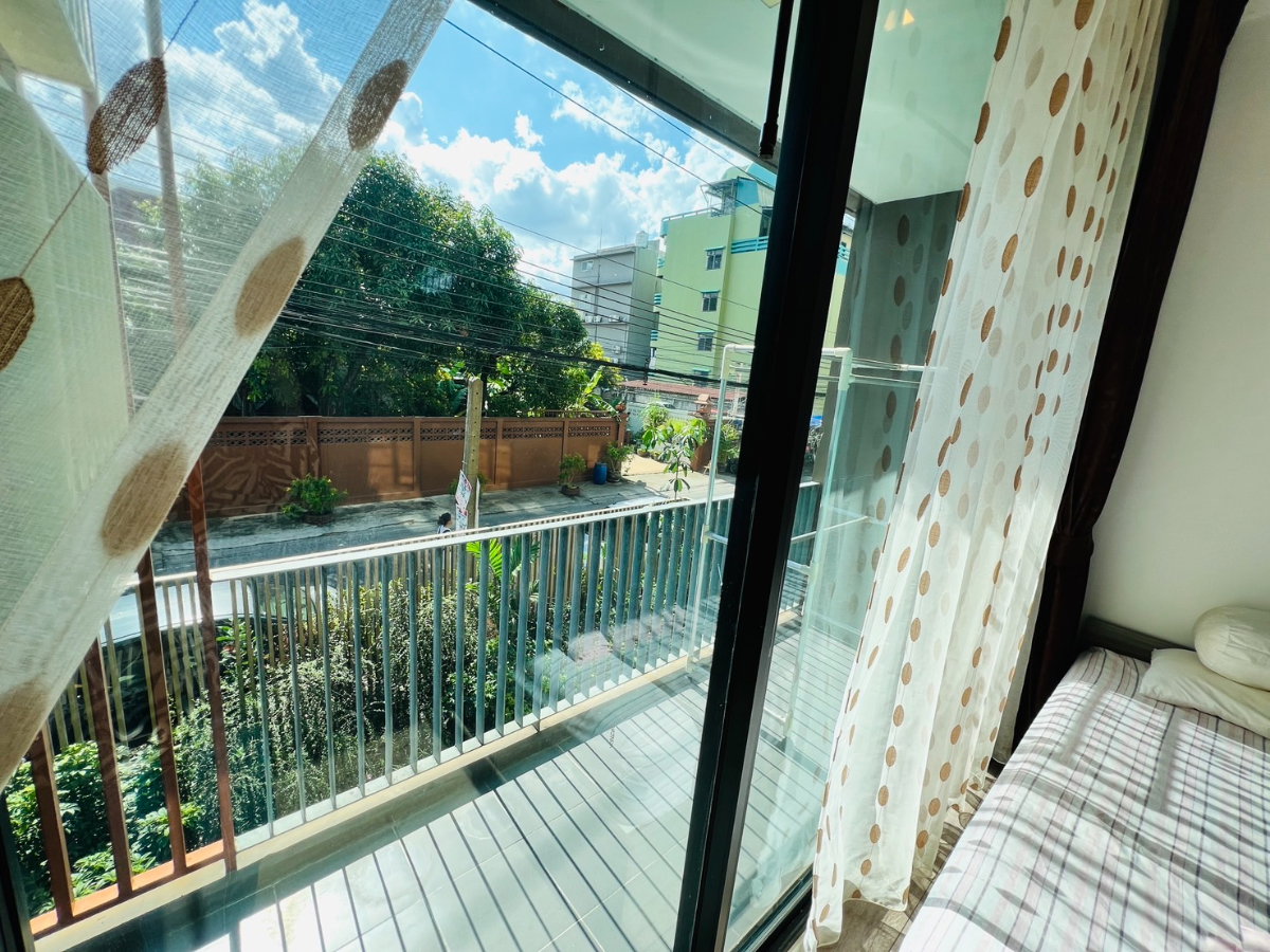 รูป 🏢 ให้เช่าคอนโด : Brown Ratchada 32 (บราวน์ รัชดา 32 ) รหัสทรัพย์ | 📌LNP-C6683 - รูปที่ 4/12