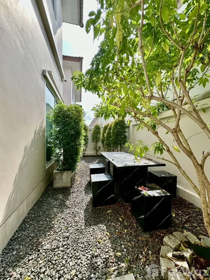 picture Fully Furnished 4-Bedroom House with Security System 6145772 - 19/22
