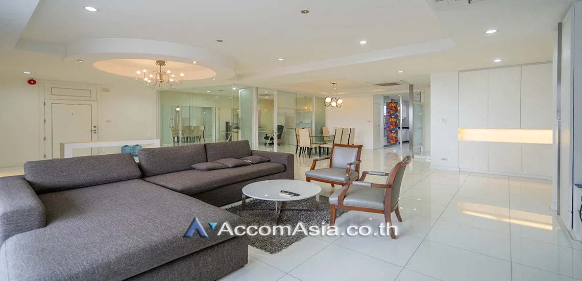 picture 🔼🔽 AccomA 📩 Modern condominium with open space and wood finishes (AA26581) - 2/17