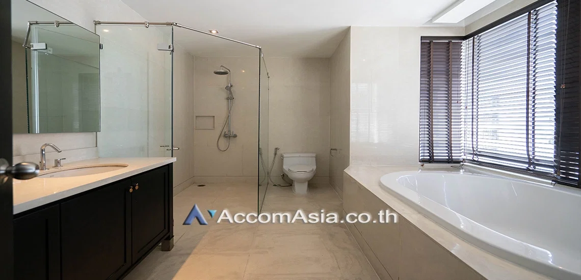 picture 🔼🔽 AccomA 📩 Fully Furnished Condo with Home Office and Open View (AA20659) - 8/10