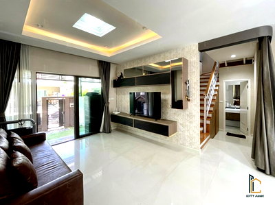 Houses for sale Suan Luang : 🔥Best price 3b3b 9.9mb - The Plant Estique Pattanakarn 38 📞Call 090 919 9898