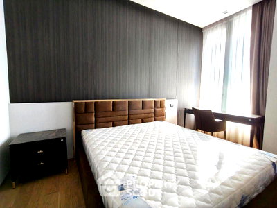 Condos for rent : 1-BR Condo In Saladaeng One near MRT Silom, 400m (ID 2454983)