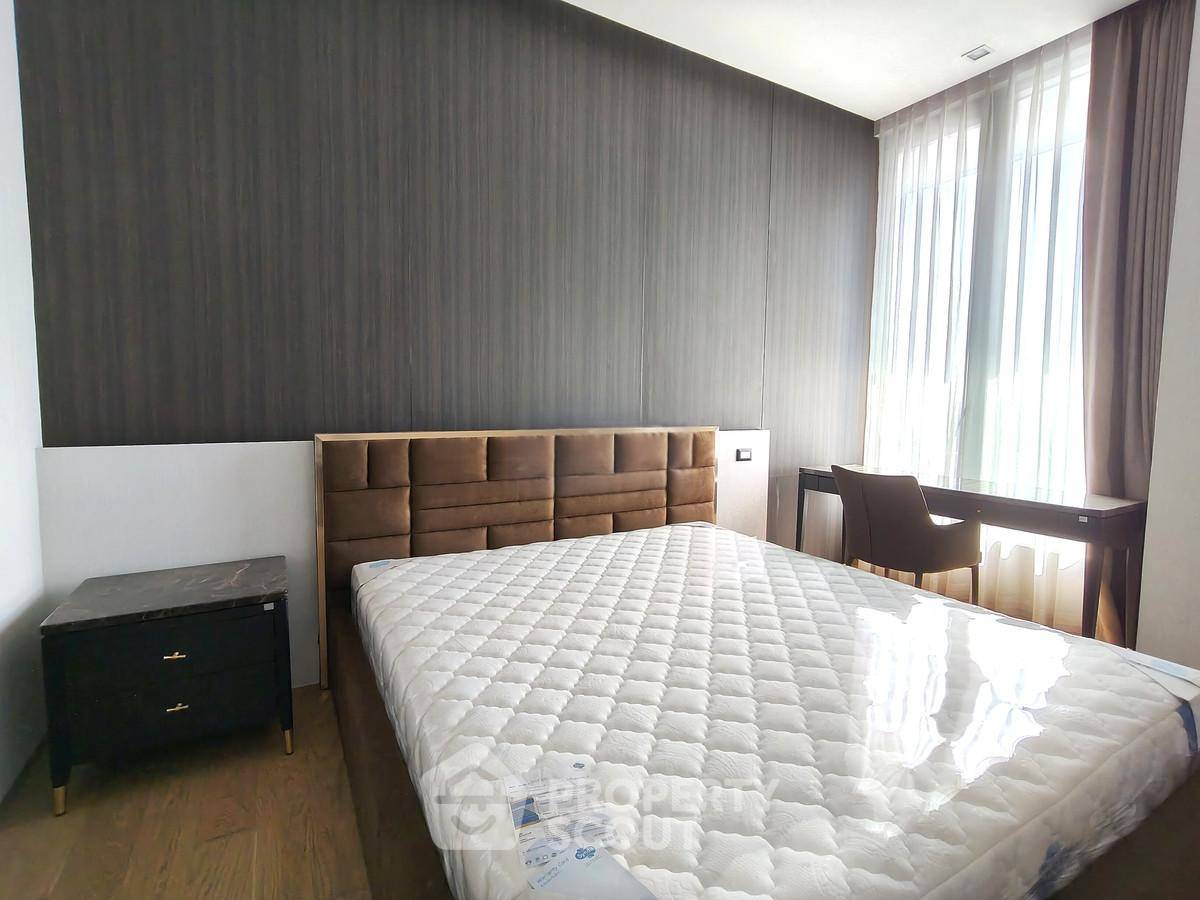 รูป คอนโด 1-ห้องนอน ที่ ศาลาแดง วัน ใกล้ MRT สีลม (ID 2454983) - รูปที่ 1/10