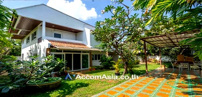 เช่าบ้านเดี่ยว เขตวัฒนา : 🔼🔽 AccomA 📩 Pet friendly,Home Office 3 BR House in Phra Khanong Nuea (13000588)