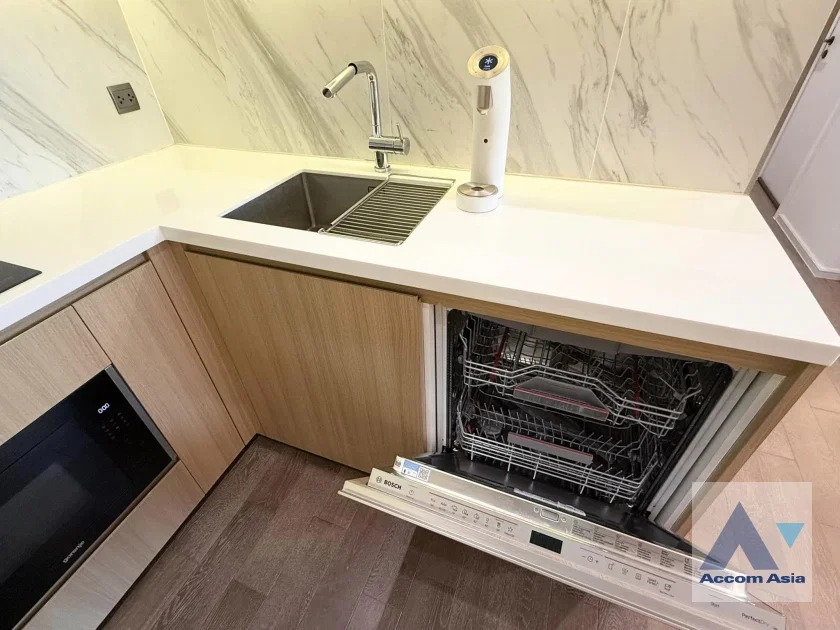 รูป 🔼🔽 AccomA 📩 Pet friendly 2 BR Condominium @Muniq Sukhumvit 23 (AA42275) - รูปที่ 4/10