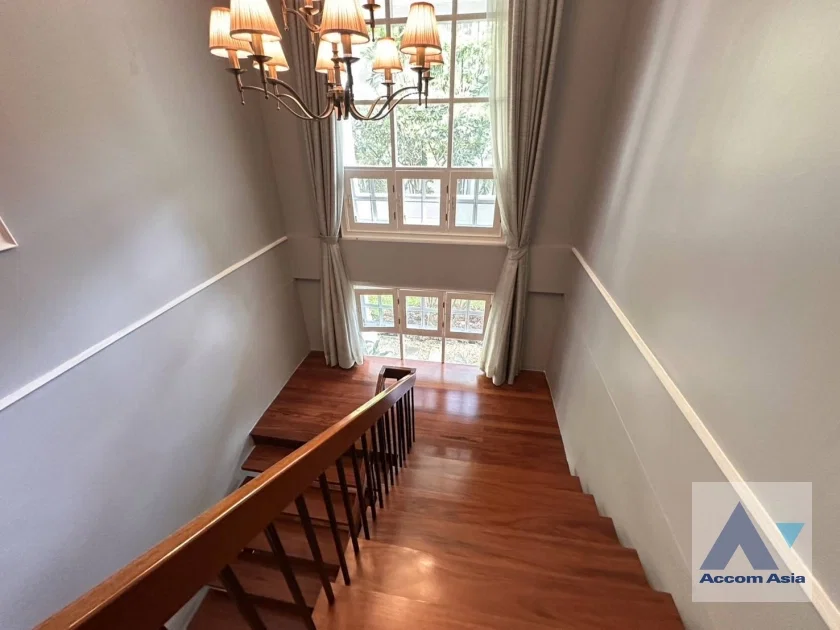 รูป 🔼🔽 AccomA 📩  4 BR House in Thanon Phaya Thai (AA43670) - รูปที่ 12/20