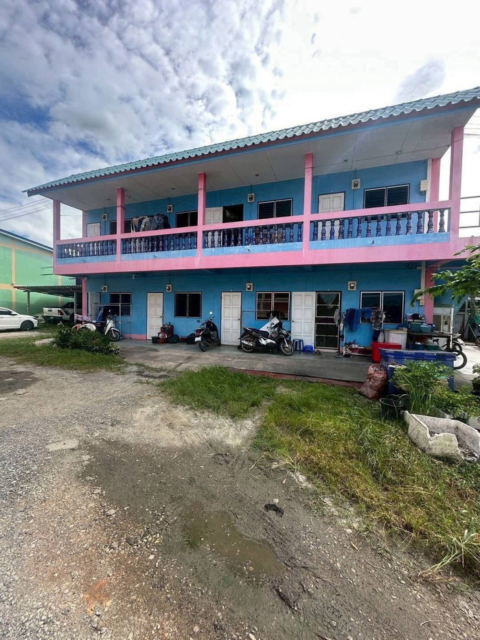 รูป ขายกิจการหอพักแถมบ้าน 1 หลังขนาด 1 ไร่ พักัด อ่างอุดม แหลมฉบัง ศรีราชา - รูปที่ 4/14