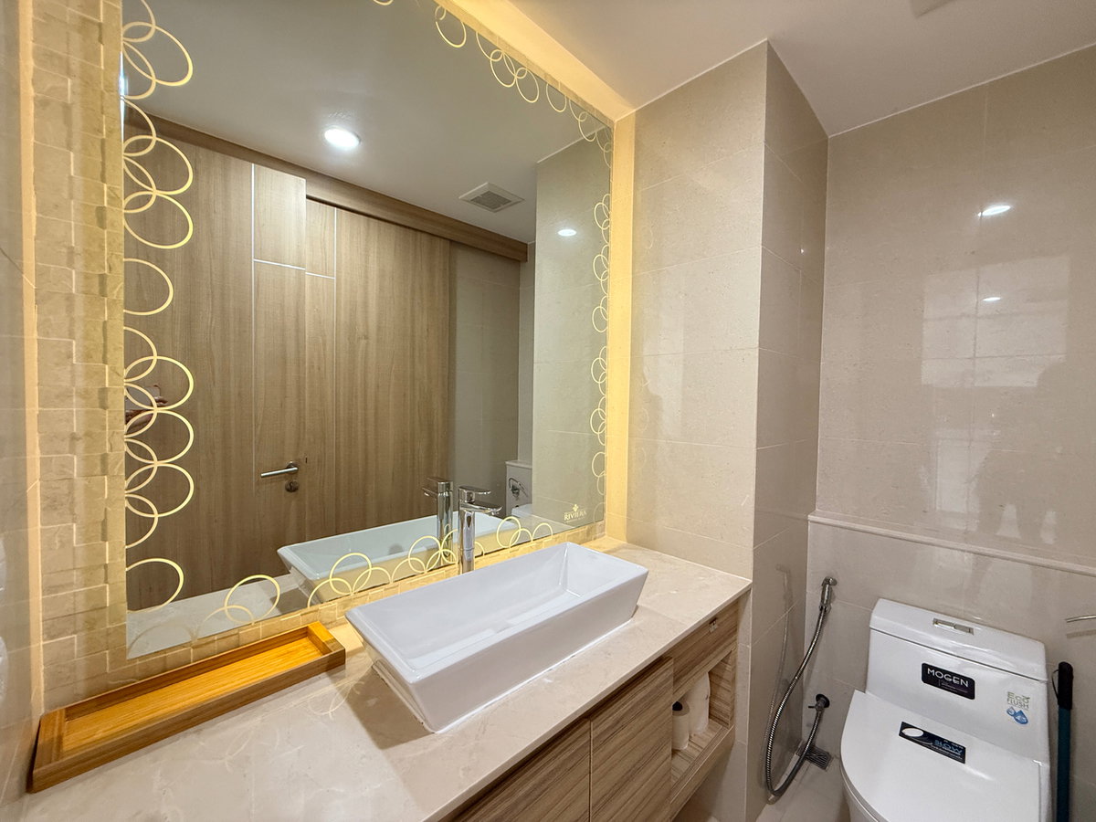 รูป For rent The Riviera Wongmat Beach SeaView  - รูปที่ 25/43