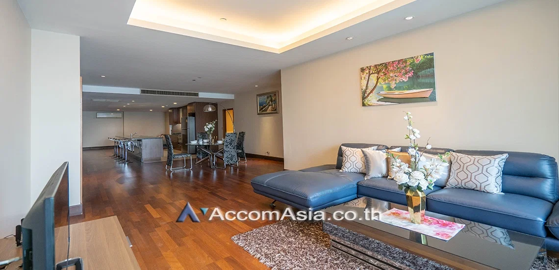 รูป 🔼🔽 AccomA 📩 Modern condo with skyline view and classic interior (1520456) - รูปที่ 1/10