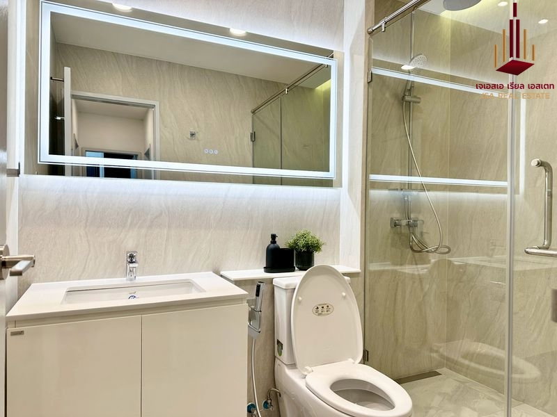 picture ✨ For Rent: Grand Langsuan Condo ✨  💰 Only 120,000 THB/month - 8/8