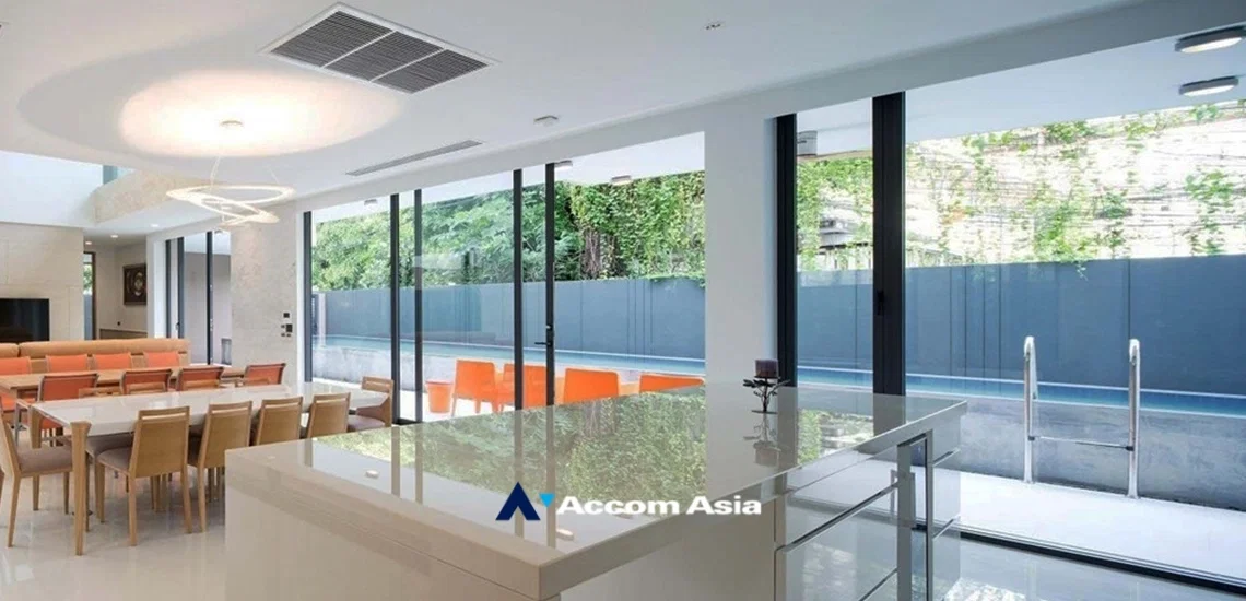 รูป 🔼🔽 AccomA 📩 Private Swimming Pool 4 BR House in Phra Khanong Nuea (AA19536) - รูปที่ 2/17