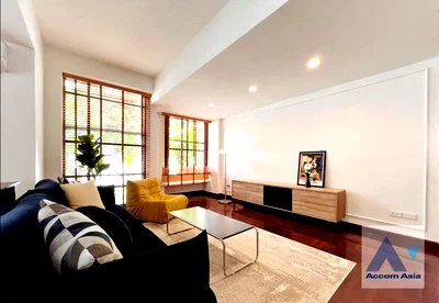 Townhouses for rent Khlong Toei : 🔼🔽 AccomA 📩  4 BR Townhouse @ (AA30585)