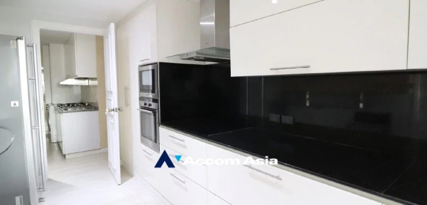 picture 🔼🔽 AccomA 📩 Spacious Classic Condo – Bright, Airy & Private Layout - 6/20