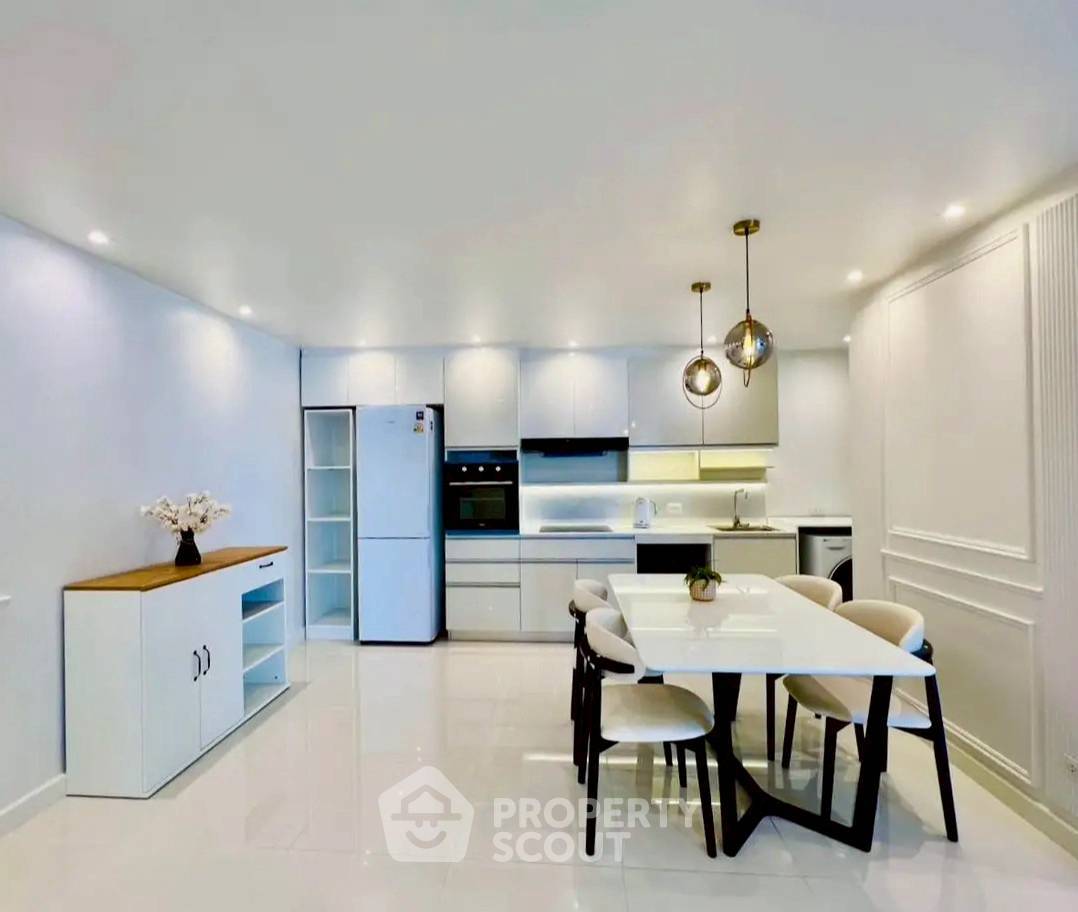 รูป คอนโด 2-ห้องนอน ที่ เบล พาร์ค เรสซิเดนท์ คอนโดมิเนียม ใน ช่องนนทรี (ID 2678671) - รูปที่ 2/13