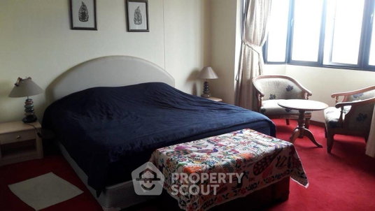 2-BR Condo at Omni Tower near BTS Nana (ID 2620255)