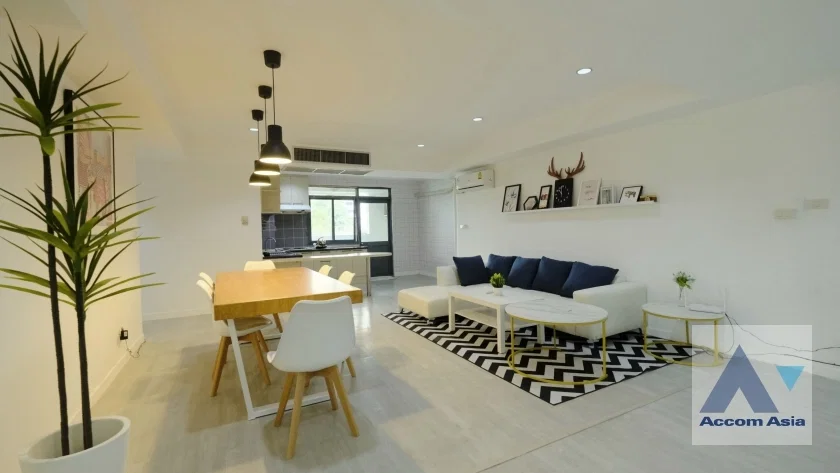 รูป 🔼🔽 AccomA 📩 Royal Castle condo with classic European style  Near BTS Phrom Phong (AA37144) - รูปที่ 2/20