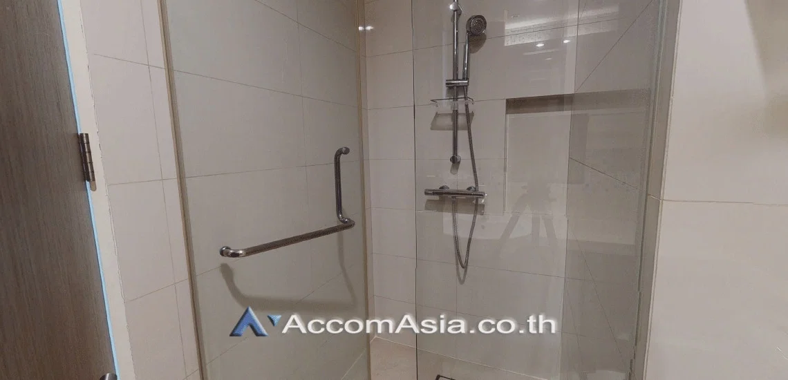 รูป 🔼🔽 AccomA 📩 Duplex Condo,Double High Ceiling 3 BR Condominium @Bright Sukhumvit 24 (AA13274) - รูปที่ 10/10