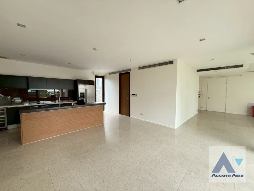 รูป 🔼🔽 AccomA 📩 Modern condo in peaceful city-center location (AA43503) - รูปที่ 2/20