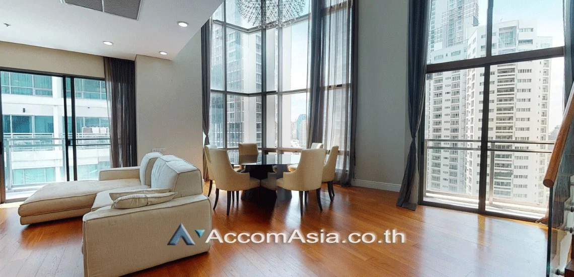 รูป 🔼🔽 AccomA 📩 Duplex Condo,Double High Ceiling 3 BR Condominium @Bright Sukhumvit 24 (AA13274) - รูปที่ 1/10