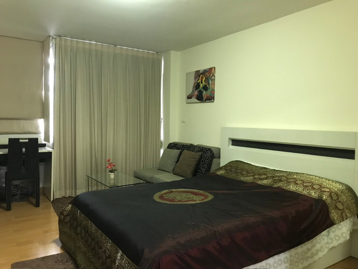 picture Condo for Rent Near BTS Onnnut 350 M. - 2/10