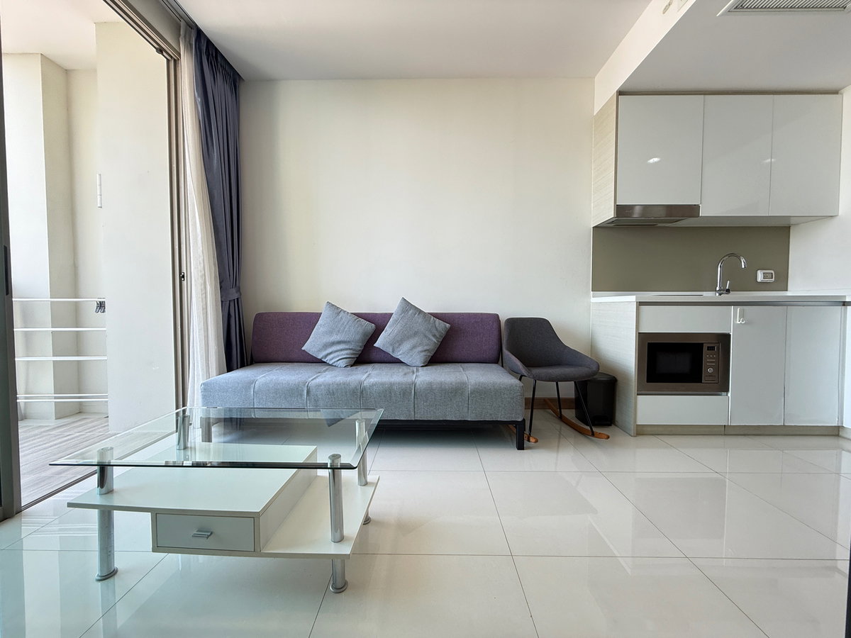 รูป For rent The Riviera Wongmat Beach SeaView  - รูปที่ 19/43