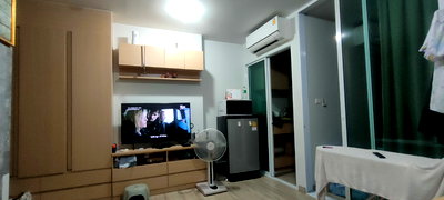 Condos for sale : Great location, complete amenities, close to the BTS (Skytrain), fully furnished, easy access to food.