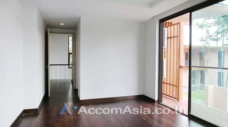 รูป 🔼🔽 AccomA 📩  Nature-inspired home in lush compound with pool and family space (5005703) - รูปที่ 14/16
