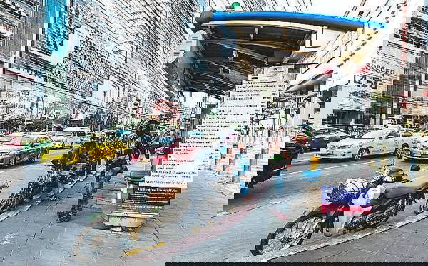 รูป ให้เช่าคอนโดเอสเปซ อโศก-รัชดา 2 ห้องนอน + 2 ห้องน้ำ ตึก XYZ / เฟอร์นิเจอร์+เครื่องใช้ไฟฟ้าครบชุด / ใกล้รถไฟฟ้าใต้ดิน MRT พระราม 9 / ค่าเช่า 18,000 บาท - รูปที่ 23/24