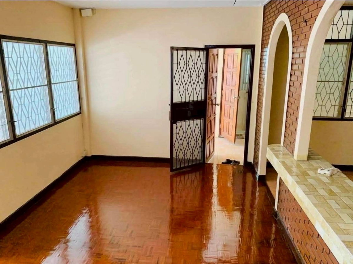 รูป ปล่อยเช่า‼️บ้านเดี่ยวชั้นเดียว ทำเลดีย่านแจ้งวัฒนะ 5 นอน 2 น้ำ ขนาด 71 ตารางวา📌ใกล้รถไฟฟ้า ใกล้เซ็นทรัล แจ้งวัฒนะ - รูปที่ 9/24