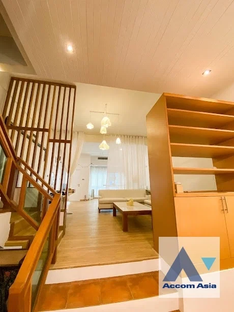 รูป 🔼🔽 AccomA 📩 Pet friendly 4 BR Townhouse in Phra Khanong Nuea (AA25149) - รูปที่ 2/7
