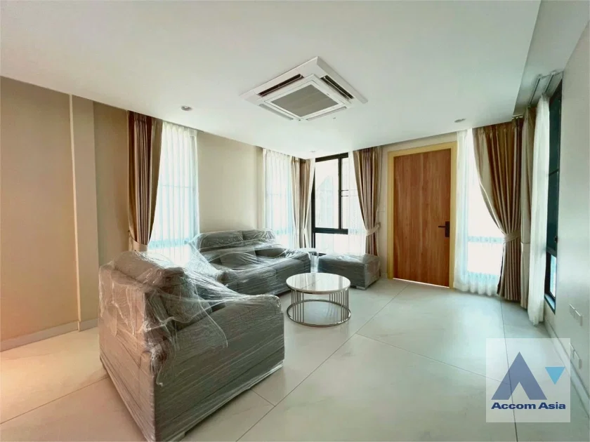 รูป 🔼🔽 AccomA 📩 Newly renovated,Pet friendly,Common Pool 3 BR Townhouse @KLANG Nivas (AA41750) - รูปที่ 2/20