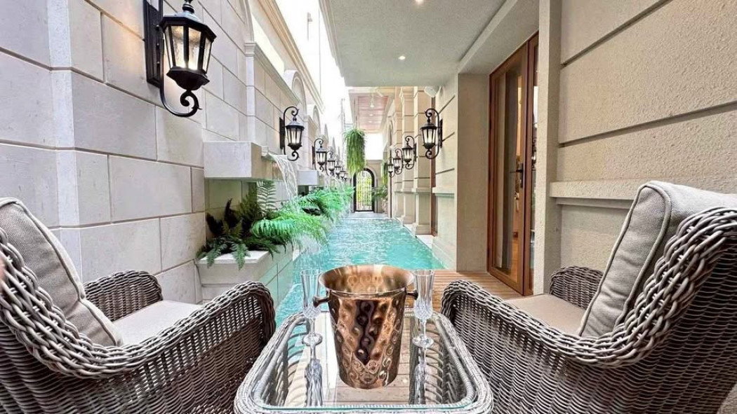 รูป CASA EKAMAI 28 Ultra-Luxury Private Wellness Residence - รูปที่ 2/11