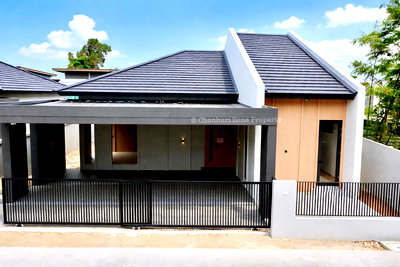 บ้านเดี่ยว เซ็นทรัล ศรีราชา : ขายบ้านเดียวชั้นเดียวหลังใหญ่ สไตล์โมเดิร์น นาพร้าว ศรีราชา