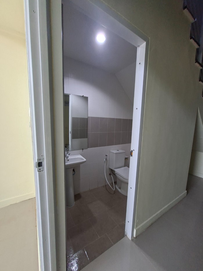 รูป ให้เช่าอาคารพาณิชย์ 2 ชั้นครึ่ง - รูปที่ 4/16