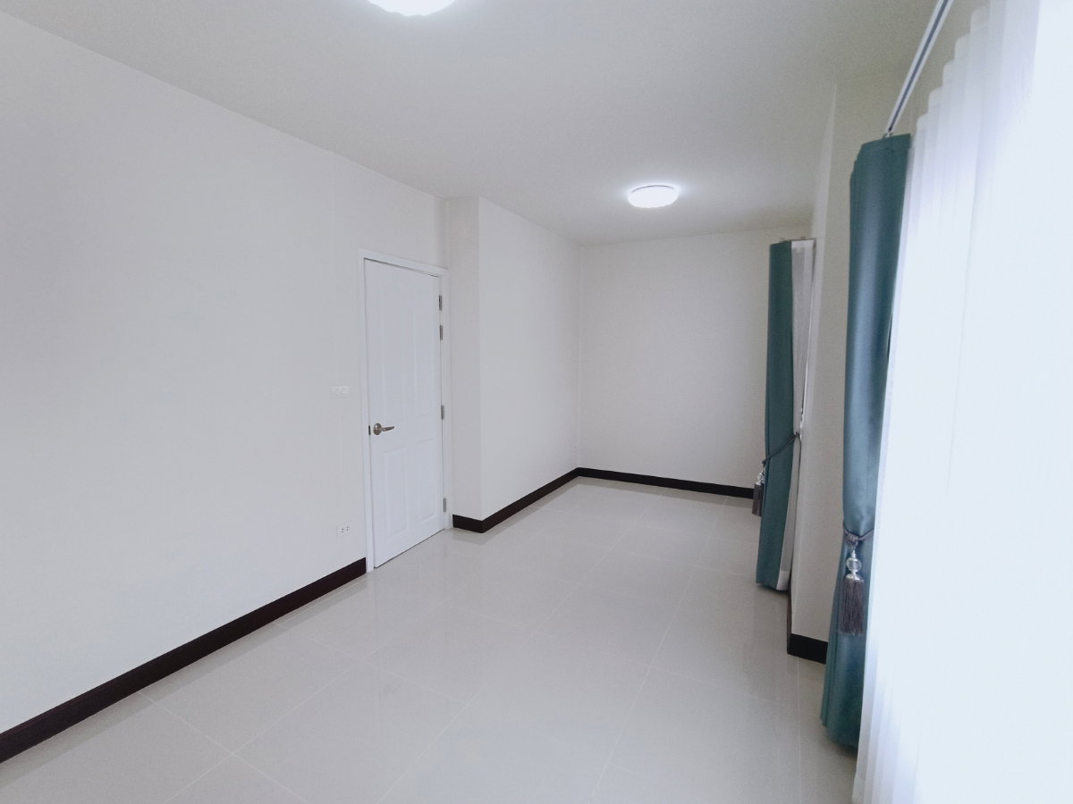 รูป ขายทาวน์เฮ้าส์ 2 ชั้น หมู่บ้านพฤกษา67 แบบ 3 ห้องนอน 2 ห้องน้ำ ใกล้รถไฟฟ้าคูคต รีโนเวทใหม่พร้อมอยู่ ฟรีโอน (TS0036) - รูปที่ 12/18