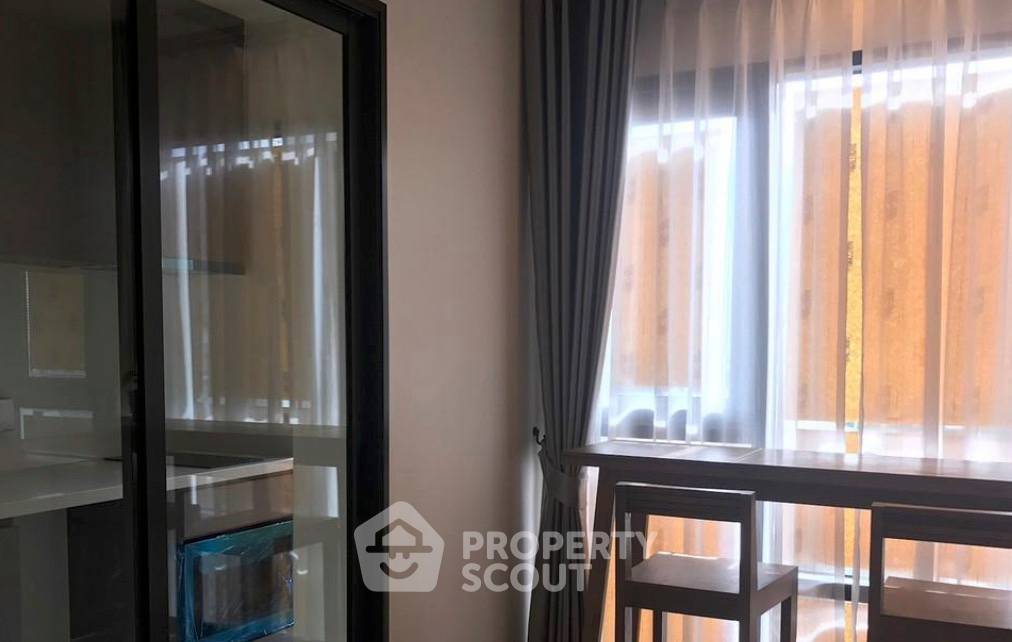 รูป คอนโด 1-ห้องนอน ที่ ริทึ่ม สุขุมวิท 36-38 ใกล้ BTS ทองหล่อ (ID 2760963) - รูปที่ 3/6
