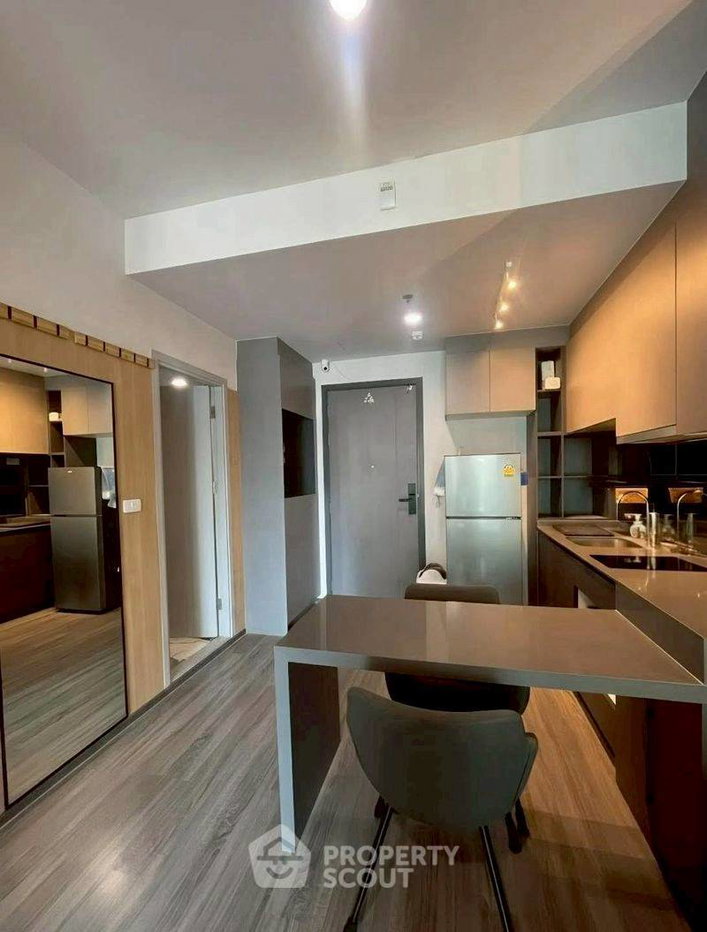 picture 2-BR Condo at Ideo Chula Samyan near MRT Sam Yan (ID 2766657) - 2/5