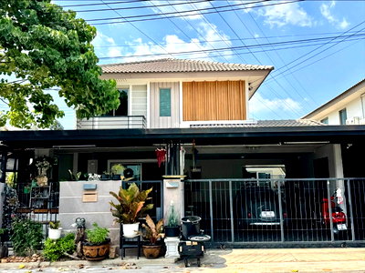 ขายบ้านเดี่ยว : ขายบ้านเดี่ยวหลังใหญ่ หลังมุม โครงการใหม่ ม.ริมเขาบางพระ ศรีราชา