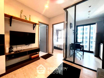 Condos for rent Soi Buakhao : 1-BR Condo at The Base Central Pattaya close to Central Festival Pattaya (ID 2053885)